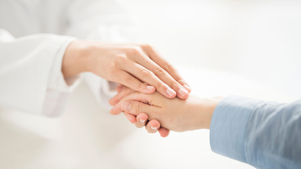 ダウンタイムをなるべく少なくし、施術後の生活に影響が出ないよう配慮しています。